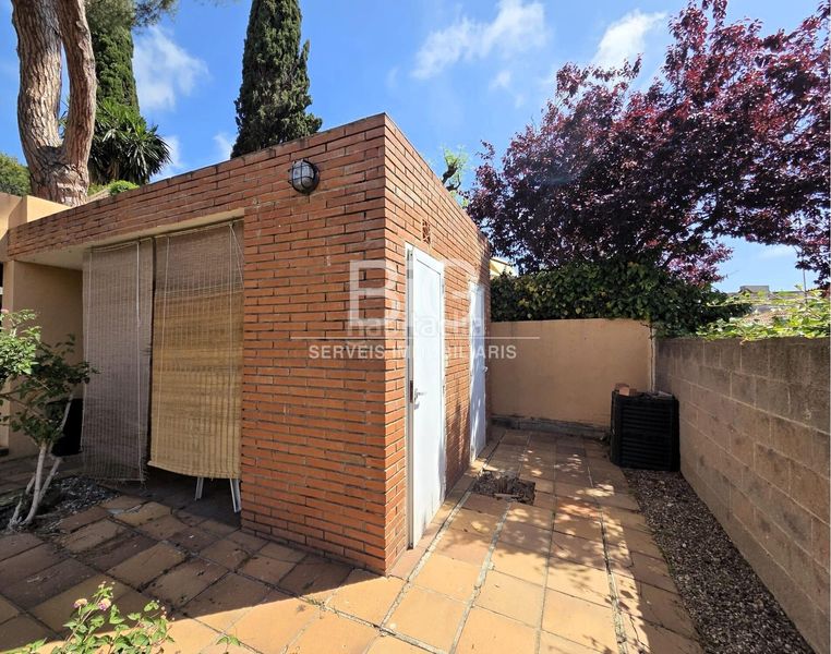 Foto 3edda96b-85dd-4935-82ac-a0e71c1e73b8. Casa amb calefacció aparcament piscina a Via Europa - Parc Central Mataró