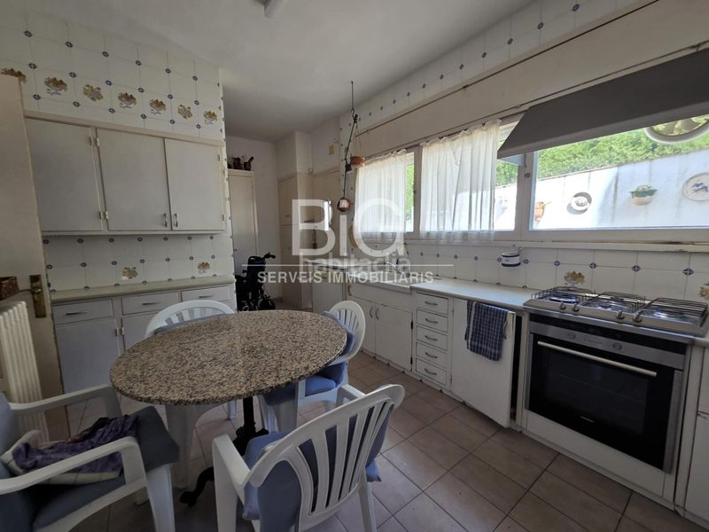 Foto 6bef8cfd-a166-4c3b-9fd7-b4ab113096a7. Casa amb calefacció aparcament piscina a Via Europa - Parc Central Mataró