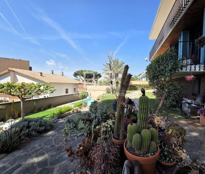 Foto 7498367a-bb1d-4430-bb0b-ae2f026c0735. Casa amb calefacció aparcament piscina a Via Europa - Parc Central Mataró