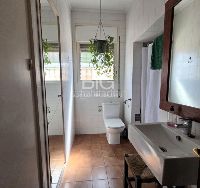 Foto aaa46e01-a956-4db0-80fa-13144f0bbd6e. Casa amb calefacció aparcament piscina a Via Europa - Parc Central Mataró