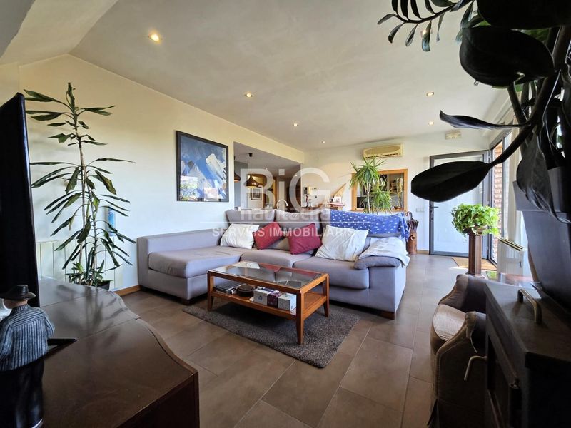 Foto cd38a251-b377-4b56-8128-48291c451ebe. Casa amb calefacció aparcament piscina a Via Europa - Parc Central Mataró