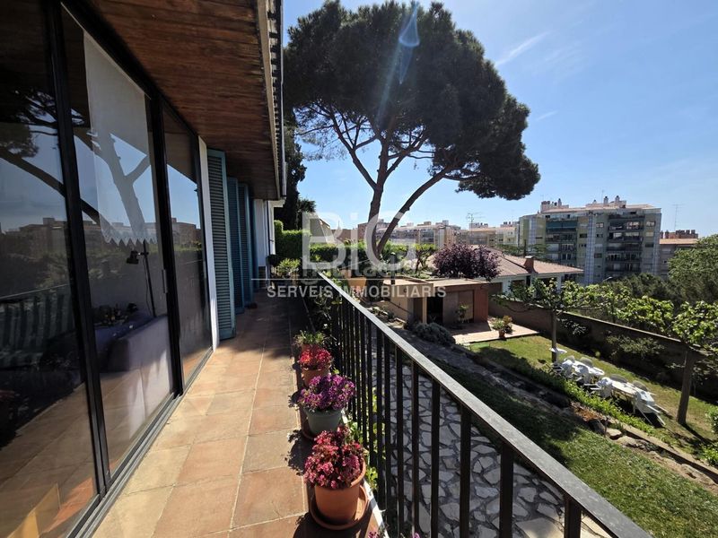 Foto dd41b640-903b-409f-bb5a-82b9aec61e44. Casa amb calefacció aparcament piscina a Via Europa - Parc Central Mataró