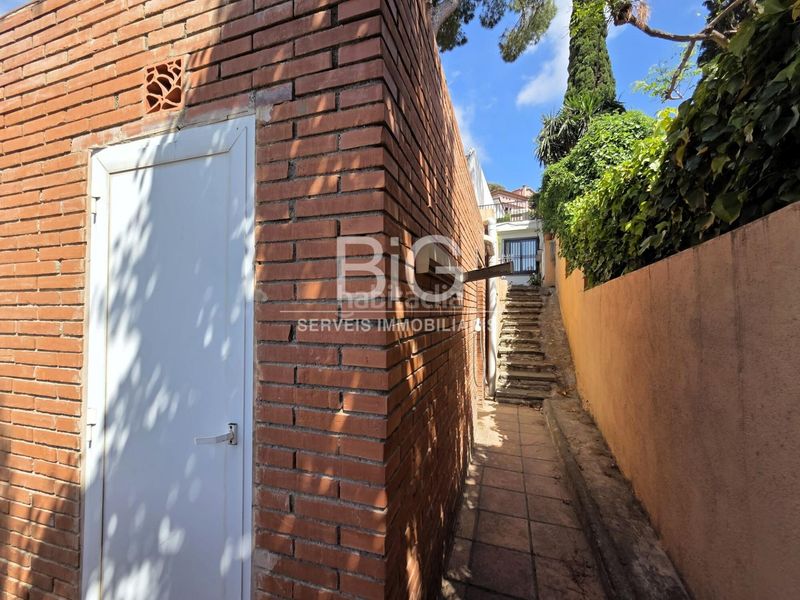 Foto f170bd95-2ca8-4e46-98ef-46936703b82f. Casa amb calefacció aparcament piscina a Via Europa - Parc Central Mataró