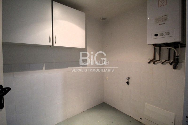 Foto a76af806-5a40-4ceb-88e2-63f77c300947. Casa amb calefacció aparcament piscina a Vallveric Mataró