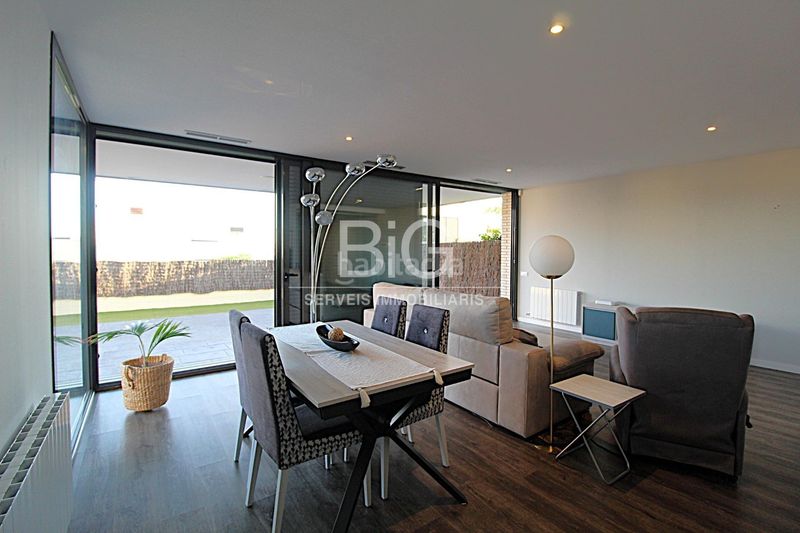 Foto abb6c26d-5662-4735-bd84-35fcc3666040. Casa amb calefacció aparcament piscina a Vallveric Mataró