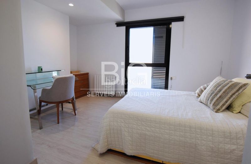 Foto b7cdb3d5-de38-44db-8734-5aa368dc7b2f. Casa amb calefacció aparcament piscina a Vallveric Mataró