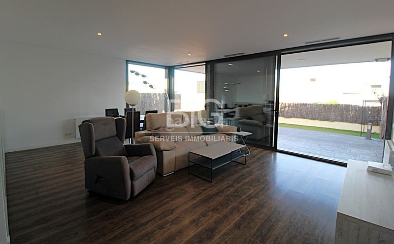Foto fd931f7b-3c30-4f6a-9922-9d0946280d88. Casa amb calefacció aparcament piscina a Vallveric Mataró