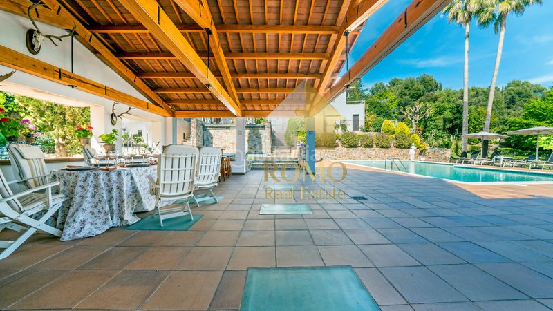 Foto 515c70c7-f1b0-43d8-ade5-281269b63d72. Xalet amb calefacció aparcament piscina a Matadepera