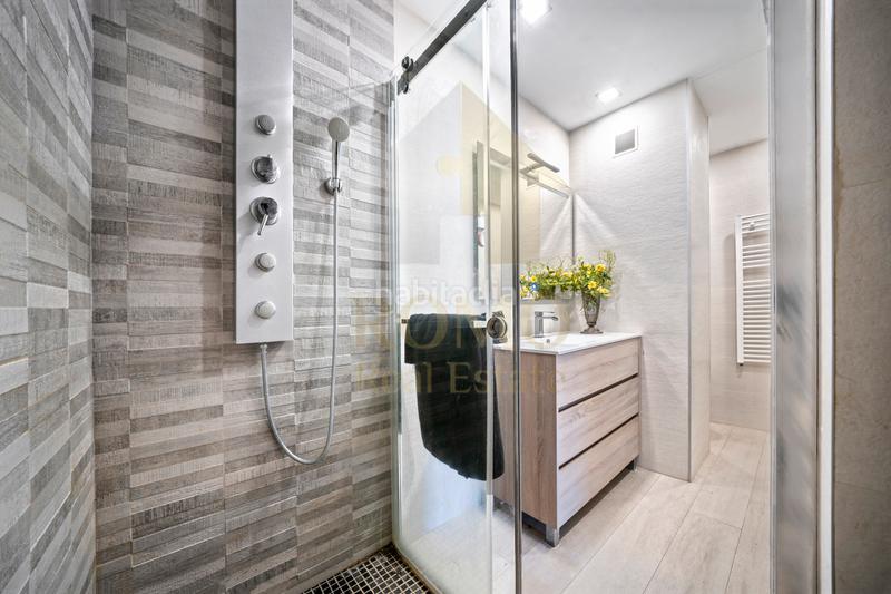 Foto 066935d1-879f-4572-98ad-a8e60c3bd1aa. Appartamento con parcheggio in Santa Perpètua de Mogoda