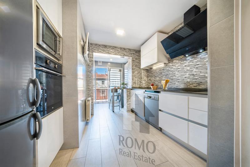 Foto f1db2271-7c69-47d8-8ccf-5133ce9b68dc. Appartamento con parcheggio in Santa Perpètua de Mogoda