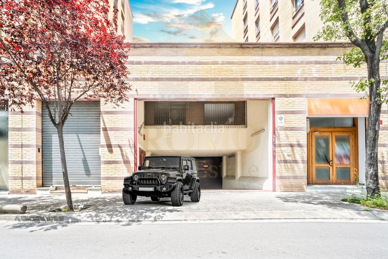 Foto a6dbf2f8-1f35-4903-b78f-ccb3f85d9067. Aparcament cotxe a Centre Granollers