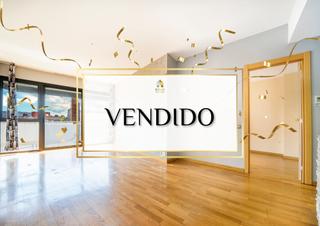 Appartement  Avinguda de sabadell. “un piso llamado deseo”