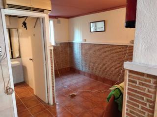 Local Comercial  Carrer de lluís companys. ¡gran oportunidad! local en venta en santa perpetua de la mogoda
