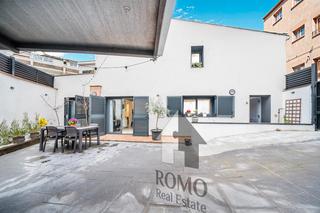 Casa  Carrer pont de terme. “houselander”