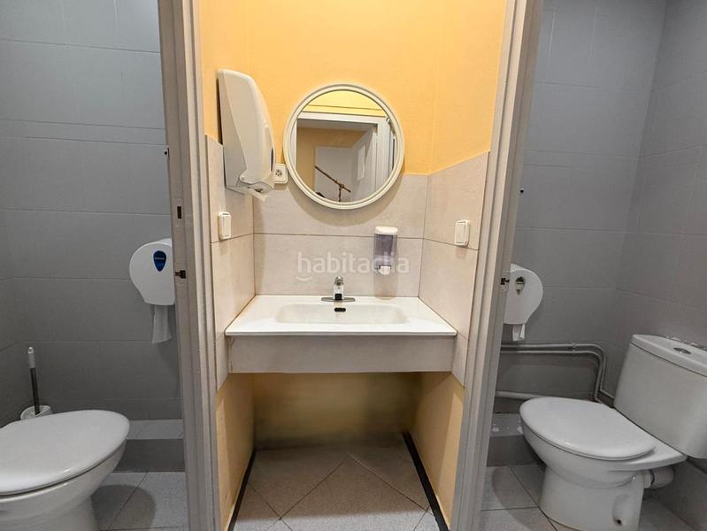 Foto 1b4cf1d6-d7f8-4fd4-95ea-1e6cbbcdafd0. Transfer business premise in Centre-Eixample-Can Llobet Barberà del Vallès