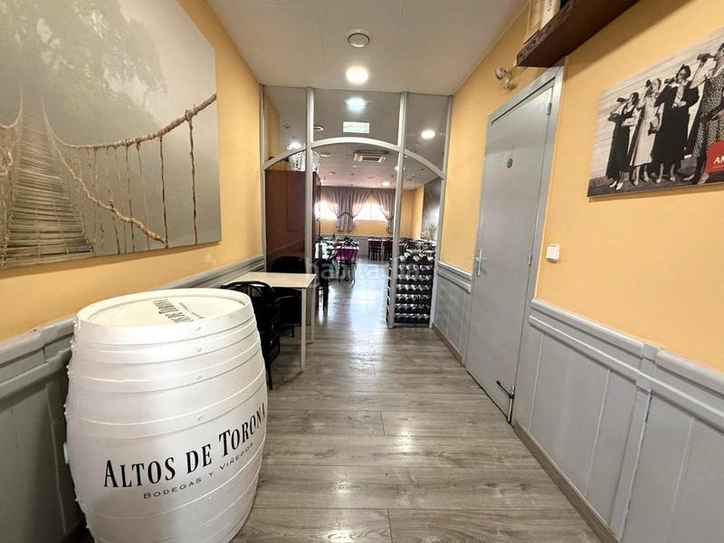 Foto b70d05c4-c288-44c0-9720-b5c882f29ba3. Transfer business premise in Centre-Eixample-Can Llobet Barberà del Vallès