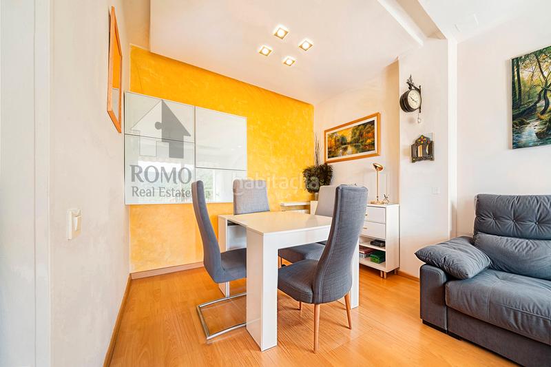 Foto e25e072b-00ff-4f25-aa21-2b0b8d9f2202. Pis amb calefacció aparcament a Polinyà