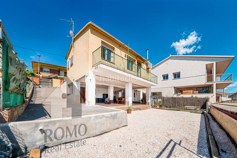 Foto f8fd156e-afdb-43ca-960e-554aa9473f15. Xalet amb calefacció a Lliçà d´Amunt