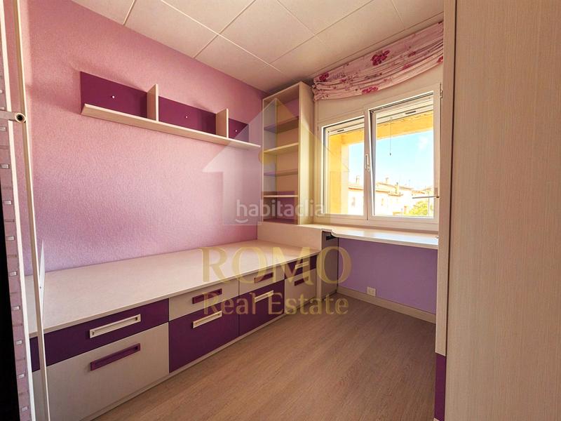 Foto 112bfdd3-d92a-4f51-8ac0-8747f7e87430. Casa adosada casa reformada en el centro con terraza y 5 habitaciones – lista para entrar a vivir en Polinyà