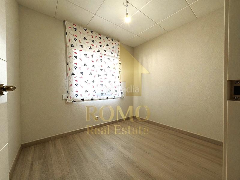 Foto ca8610fe-43dd-4b97-9128-70f7661890c9. Casa adosada casa reformada en el centro con terraza y 5 habitaciones – lista para entrar a vivir en Polinyà