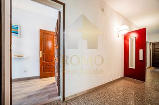 Location Appartement  Carrer de l'encarnació. Alquiler de piso amueblado en gràcia (08024) – barcelona