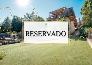 Maison  Carrer del segre. “deja blue”