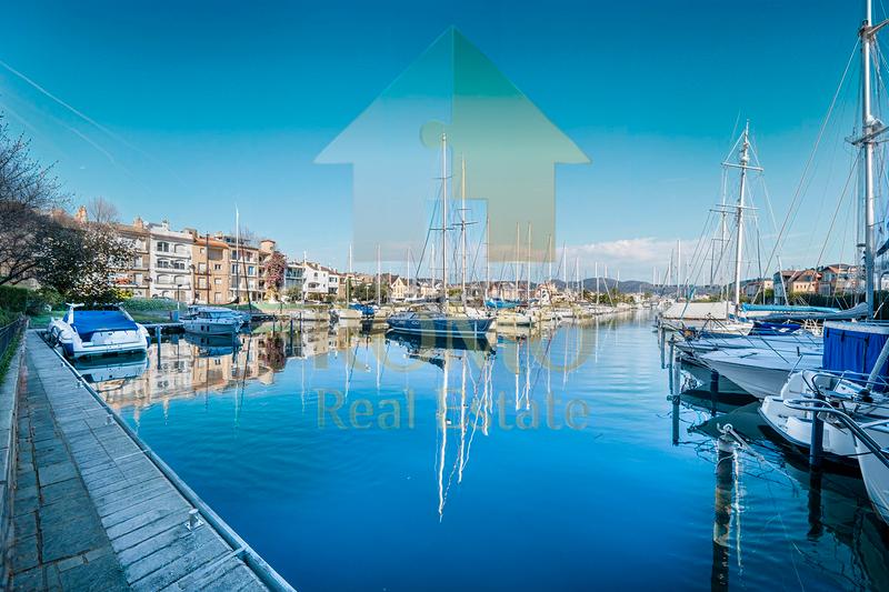 Foto f109b669-adb2-483f-b04c-4b23c2a363c4. Etagenwohnung in Salins - Cavall de Mar Empuriabrava