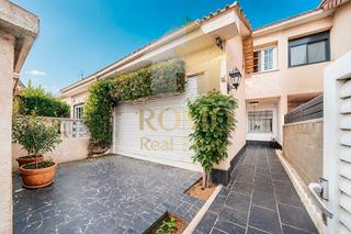 Maison jumelée  Avinguda u. “adosado secrets”