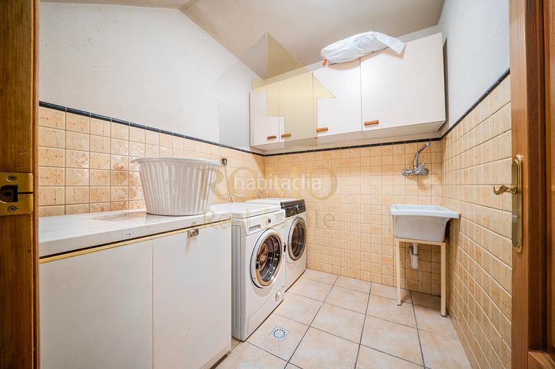 Foto 4344ad46-4a47-45ff-bfaa-d9bf11fe6c7f. Xalet amb calefacció aparcament piscina a Bigues i Riells del Fai