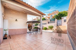 Chalet in Lli�� d�Amunt. �vida en planta�