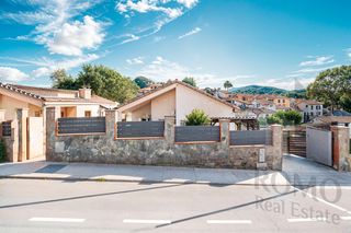 Xalet a Lliçà d´Amunt. “vida en planta”