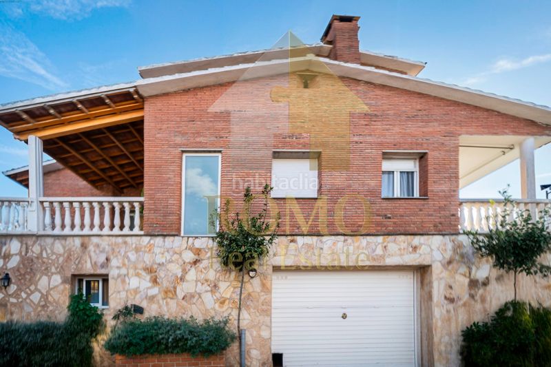 Foto 8784fde1-e10e-46ec-91cf-f91f4c3d5849. Chalet con riscaldamento parcheggio in Ametlla del Vallès (L´)