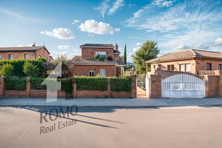 Xalet  Carrer migjorn. “hipnòtica”