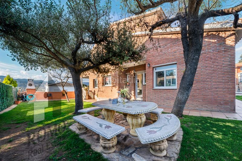 Foto d2eaad6b-be00-4972-a9cd-d41063cee9d0. Chalet con riscaldamento parcheggio in Ametlla del Vallès (L´)