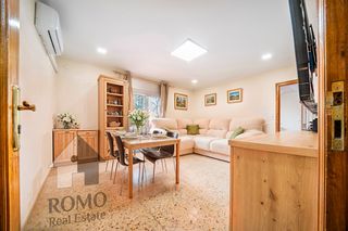 Pis  Carrer de rafael de casanova. Slow motion