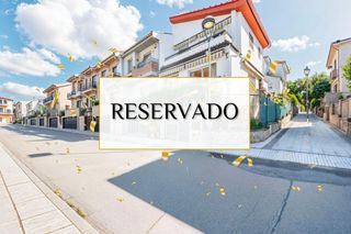 Casa aparellada  Passatge de montserrat roig. “terranaranja”