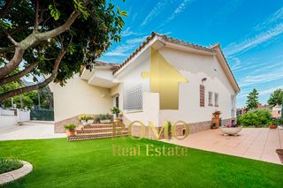 Casa  Carrer parellada. “casa más bella”