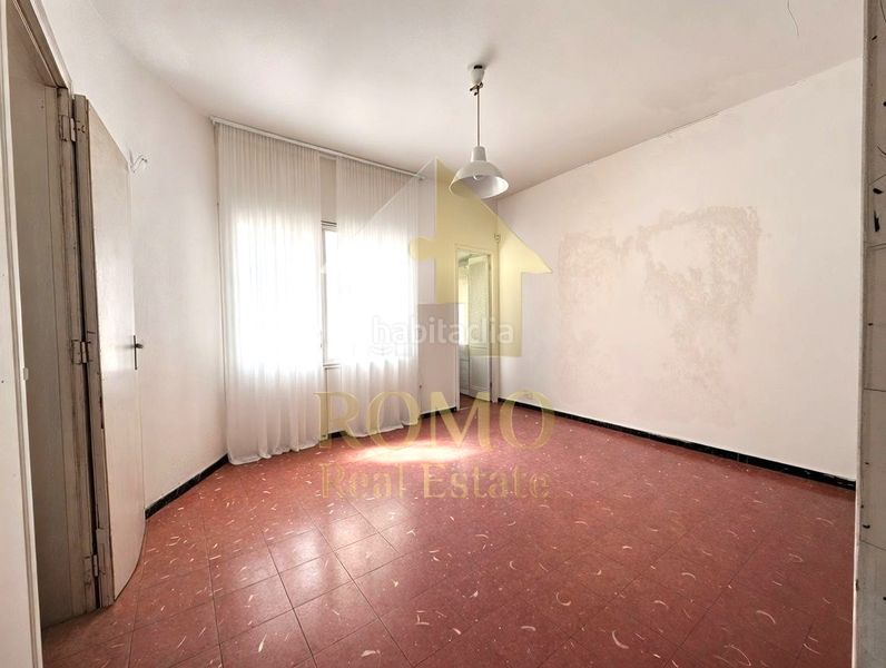 Foto e551c568-d3c2-4cd0-8df6-e49edf94b344. Casa aparellada a La Maurina Terrassa