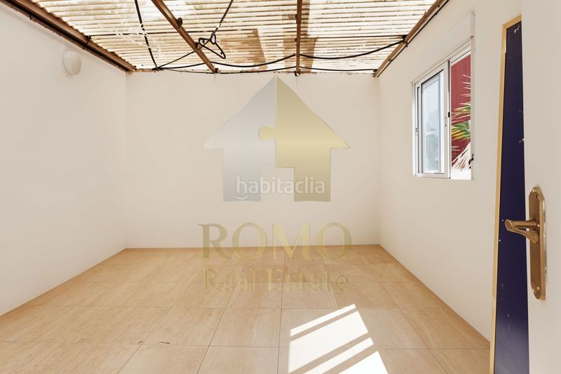 Foto eb503f4a-7329-4b1a-9407-261e7c91c4d4. Pis a Sant Ramon - Maternitat Barcelona
