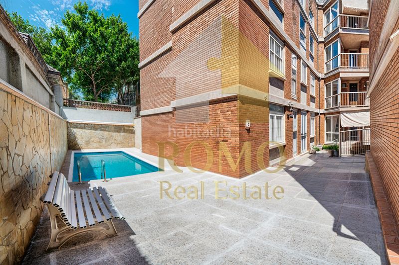 Foto c0cc3565-b1d8-4c8e-aafe-ff4b2e8b61a9. Pis amb calefacció aparcament piscina a La Font d´en Fargues Barcelona
