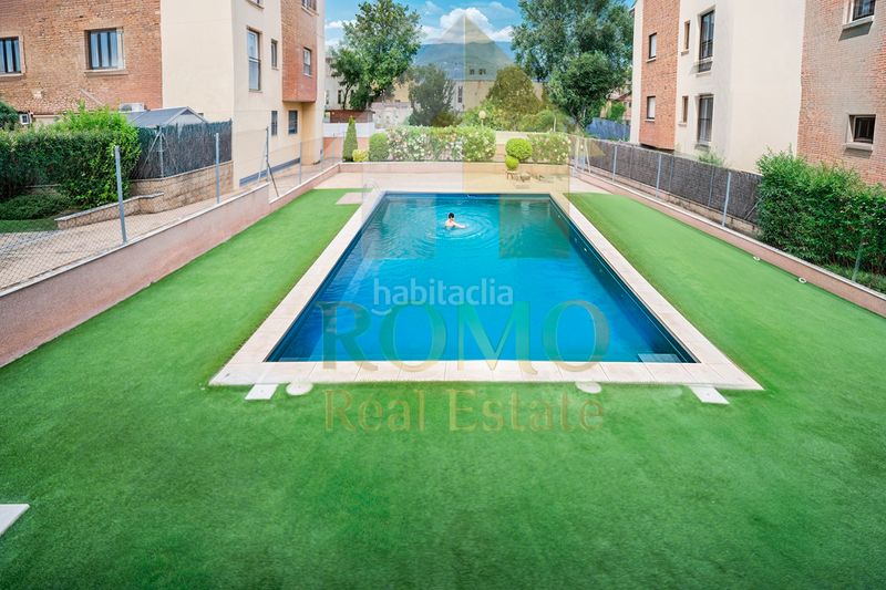 Foto 004fa0d3-bb79-4763-9985-221e14a27ff3. Planta baixa amb calefacció aparcament piscina a Polinyà