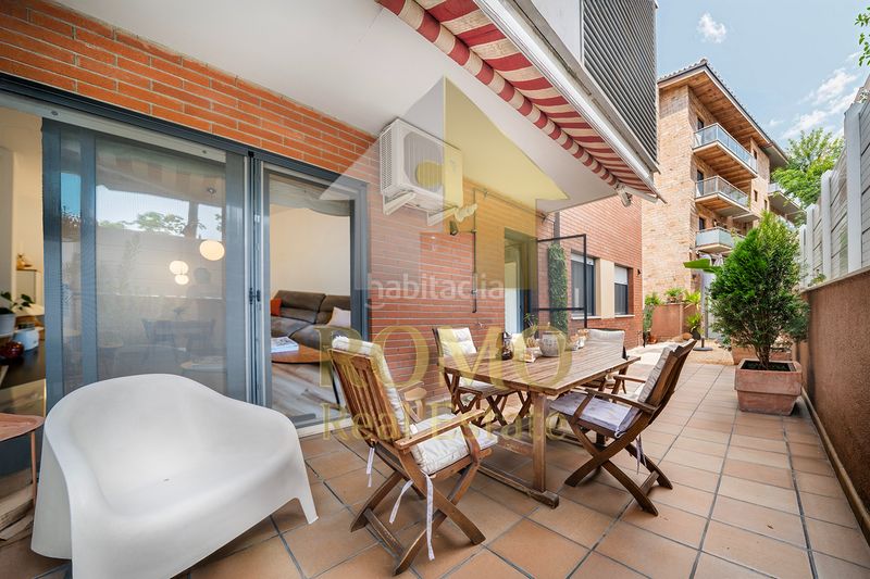 Foto 7b0d9c7f-f115-4d6c-b56a-fd5a77a9e49c. Planta baixa amb calefacció aparcament piscina a Polinyà