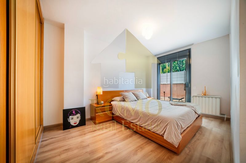 Foto a7191ed0-c6cd-4db9-9ed7-b40b596d3801. Planta baixa amb calefacció aparcament piscina a Polinyà
