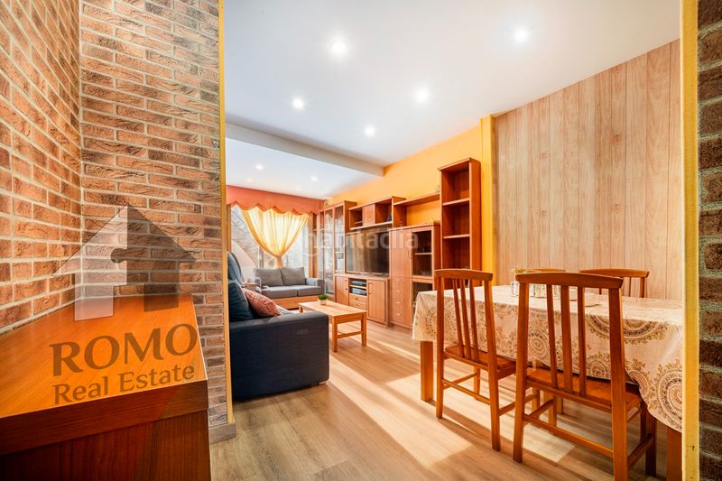 Foto b04d8dc8-3cb9-40f0-9ee8-98f273ba7ad3. Casa a schiera con parcheggio in Montgat