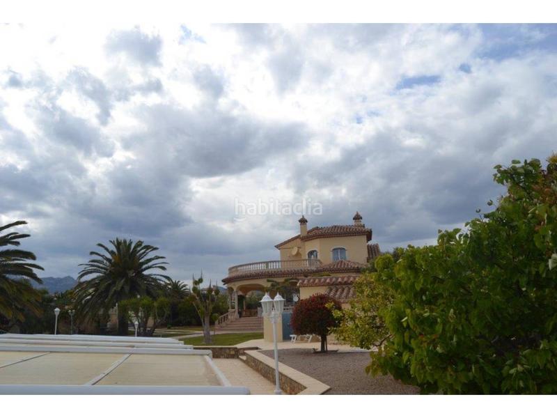 Foto 8edf7873-d0fa-4d91-aaf2-1a5eaec843b4. Chalet  en venta en Centre Miami Platja