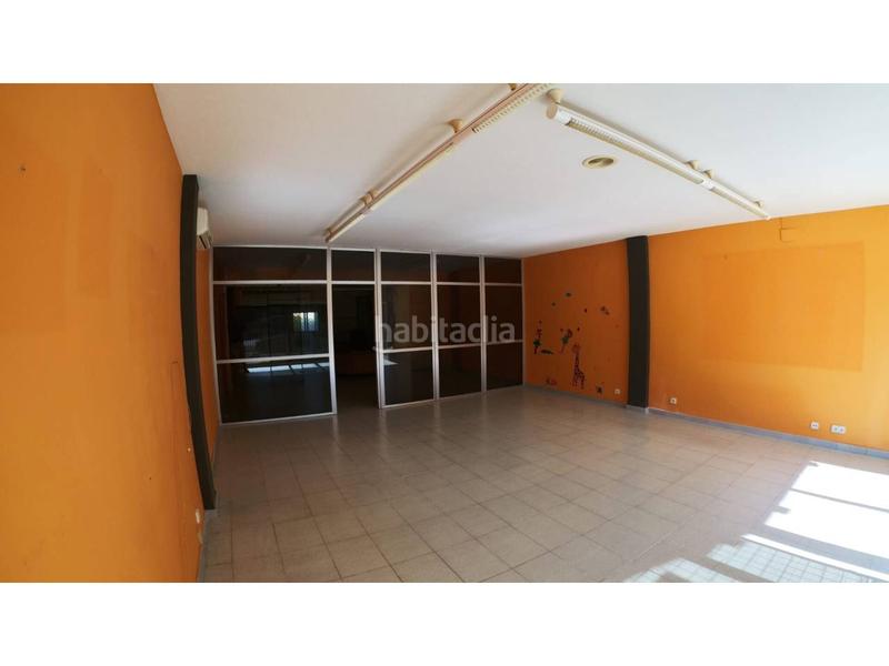 Foto 0de28a25-b76c-4b18-9162-fc101929024b. Affitto locale commerciale in Passeig Marítim Miami Platja