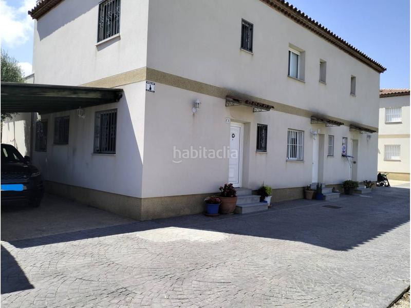 Foto 834b783e-02ec-4eee-b877-58a0c9dc4273. Casa pareada zona tranquila en Platja de Mont-roig Mont-roig del Camp