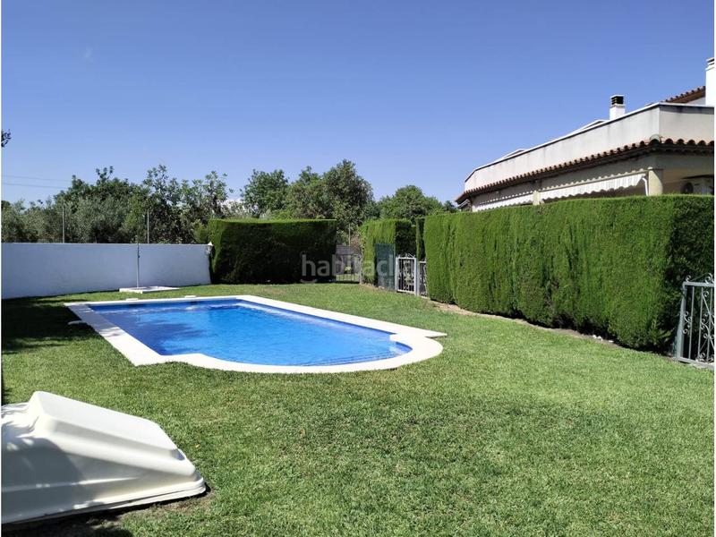 Foto bd6f9b7b-77ea-4b1d-b24b-30743eb7fee9. Casa pareada zona tranquila en Platja de Mont-roig Mont-roig del Camp