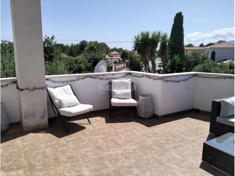 Foto cc72bca5-8c97-4e51-a881-f351ab37fd43. Casa pareada zona tranquila en Platja de Mont-roig Mont-roig del Camp