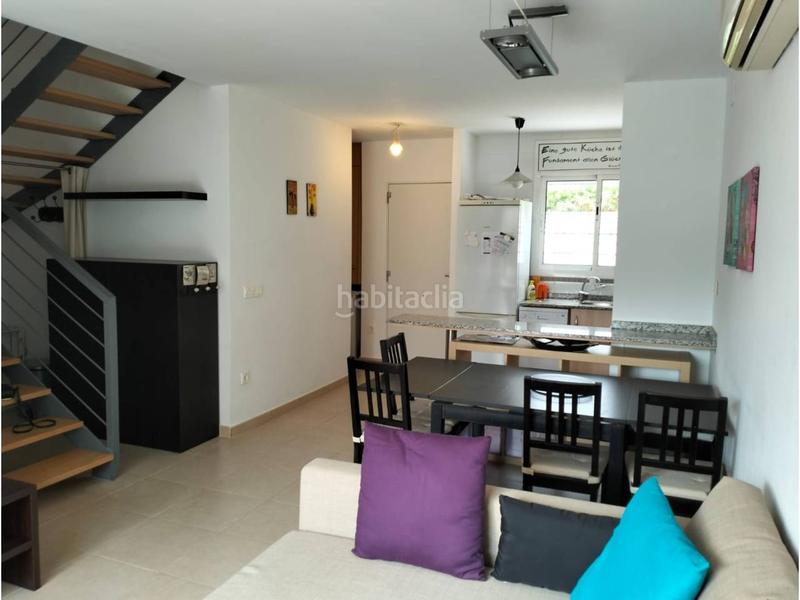 Foto 23d26472-4c68-41c5-8947-6a2146f1771b. Casa adosada zona tranquila en El Casalot Mont-roig del Camp